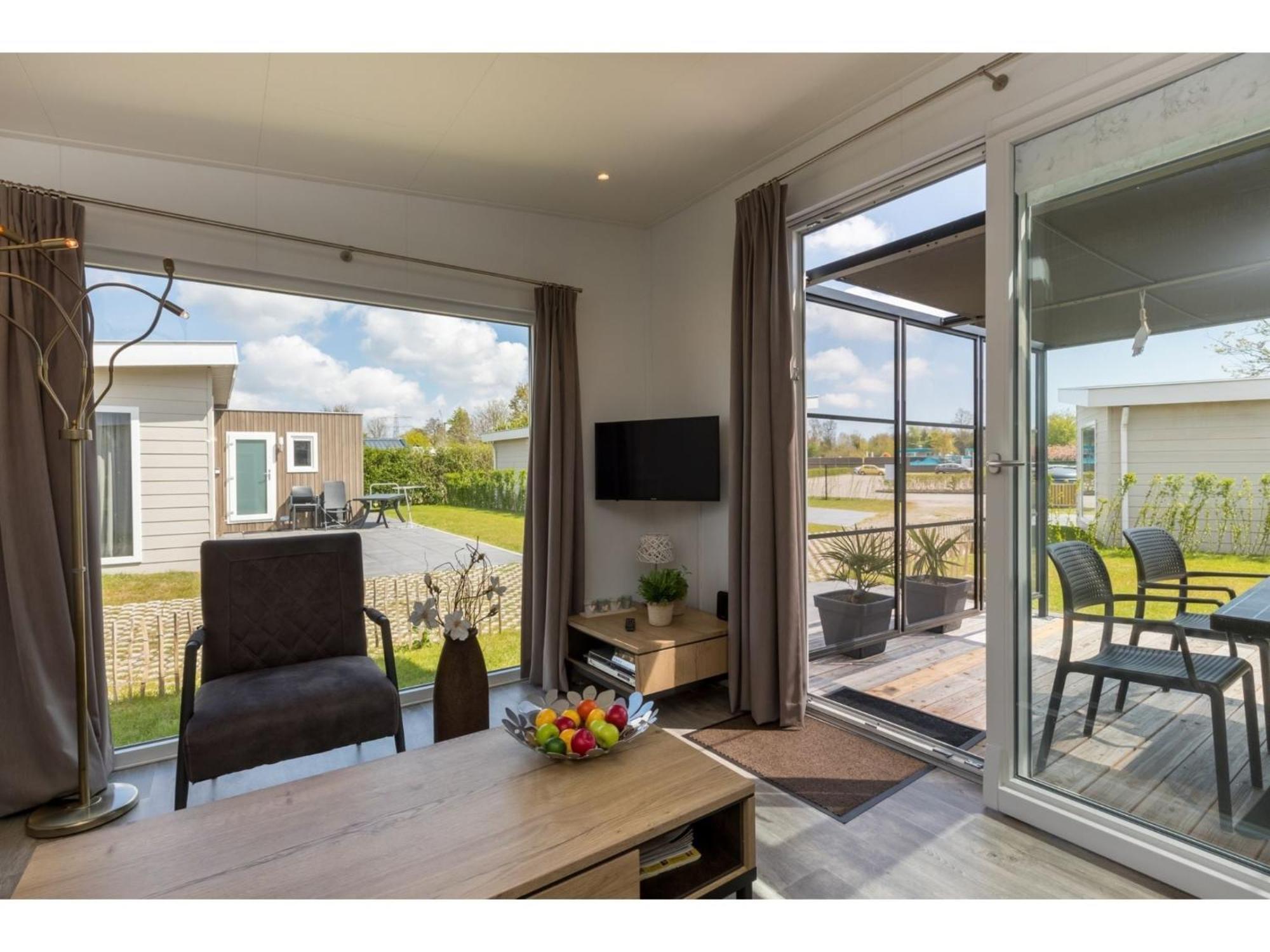 Brand New Chalets At 10 Minutes From The Oosterschelde Heinkenszand ภายนอก รูปภาพ