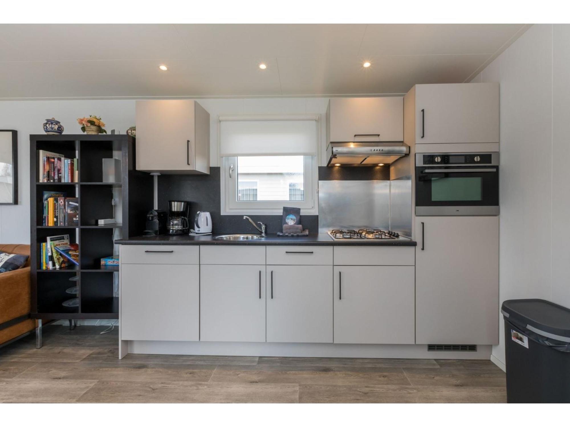 Brand New Chalets At 10 Minutes From The Oosterschelde Heinkenszand ภายนอก รูปภาพ
