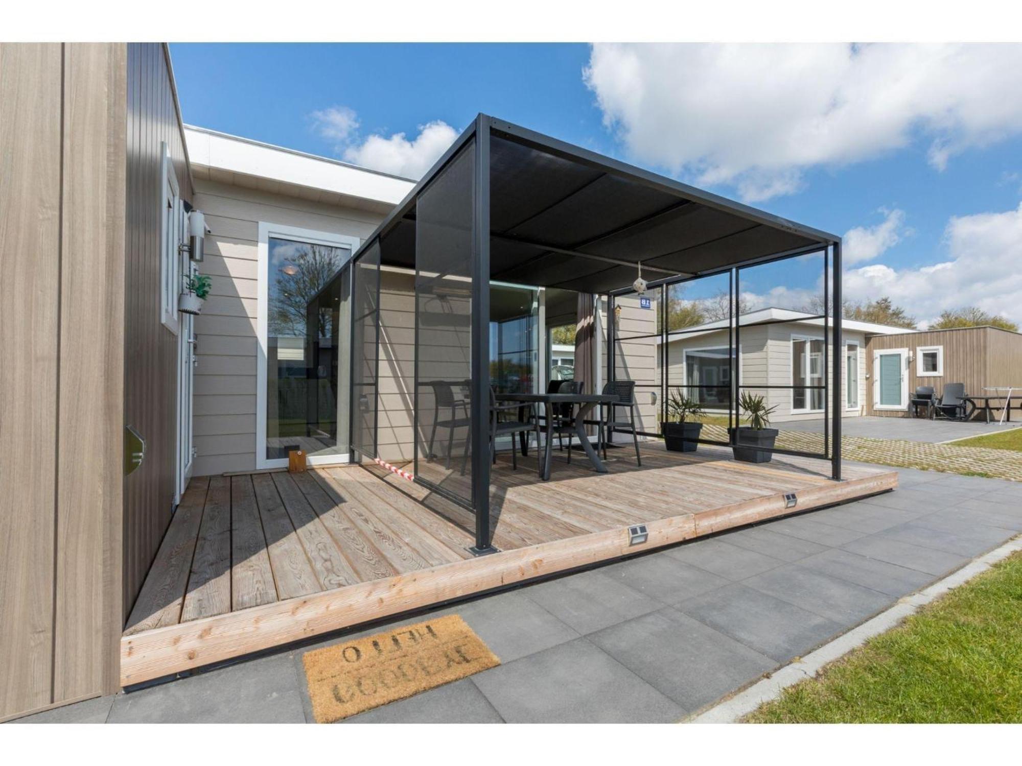 Brand New Chalets At 10 Minutes From The Oosterschelde Heinkenszand ภายนอก รูปภาพ